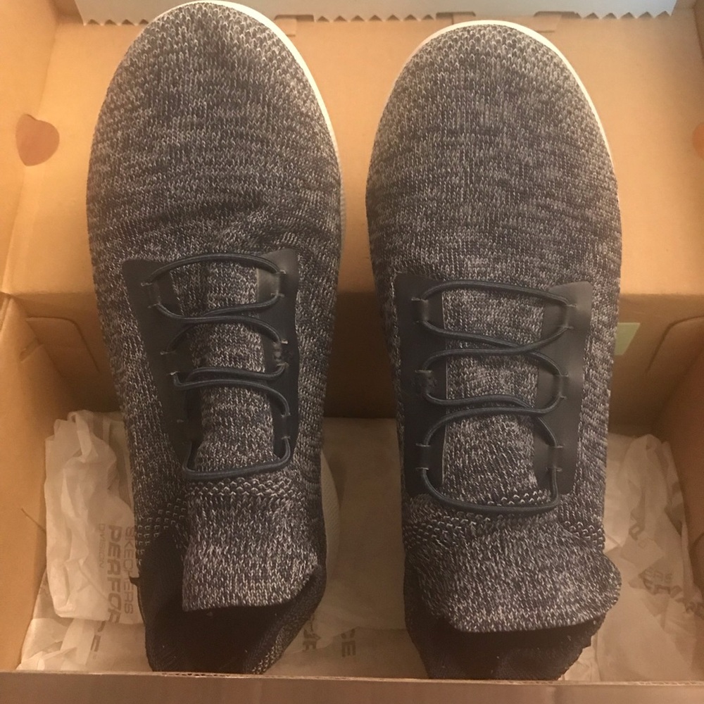 Women Skechers ultra sock shoes